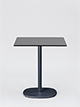 Bistrotisch Ø 75 cm, Höhe 73 cm
Tischplatte Compact-Schichtstoff staubgrau, Kern schwarz
Tischsäule/Tellerfuß pulverbeschichtet anthrazit