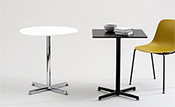 Bistrotisch Ø 75 cm, Höhe 73 cm
Tischplatte Compact-Schichtstoff weiß, Kern weiß
Tischsäule verchromt, Kreuzfuß Alu poliert
Bistrotisch 70 x 70 cm, Höhe 73 cm
Tischplatte Compact-Schichtstoff schwarz, Kern schwarz
Tischsäule/Kreuzfuß pulverbeschichtet schwarz