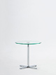 Beistelltisch Ø 40 cm, Höhe 40 cm
Tischplatte Glas transparent
Tischsäule/Kreuzfuß verchromt
