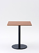 Bistrotisch 70 x 70 cm, Höhe 73 cm
Tischplatte massiv, American Nussbaum
Tischsäule/Tellerfuß pulverbeschichtet schwarz